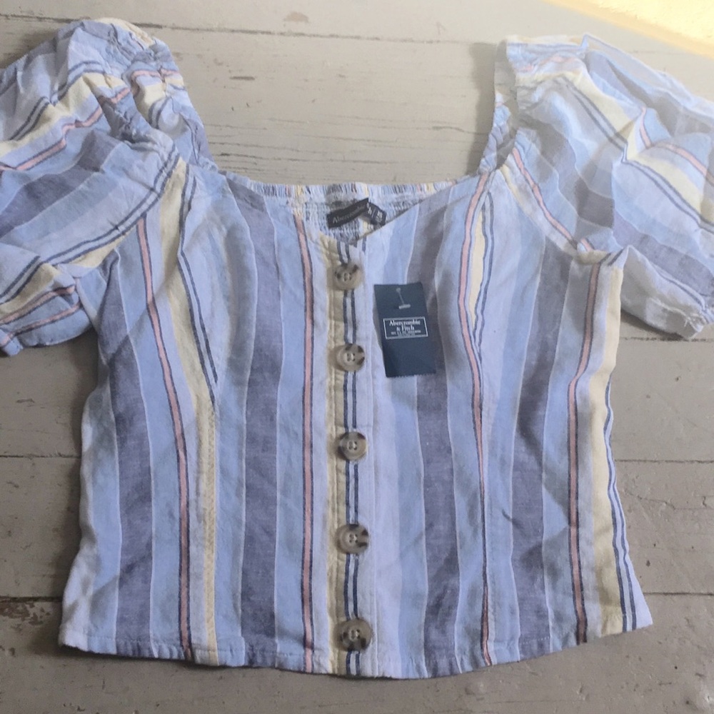 Abercrombie crop top - Picture 2 of 2